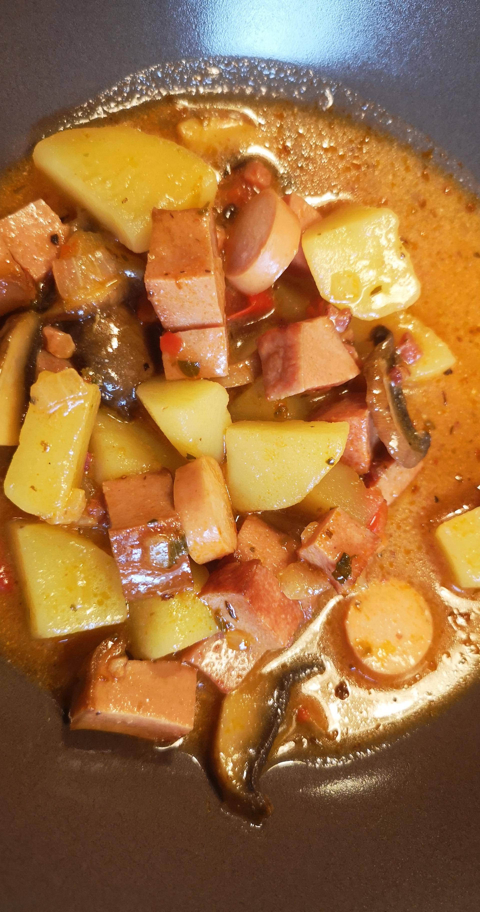 Kartoffel- Wurstgulasch - Rezepte Cookeo | Krups