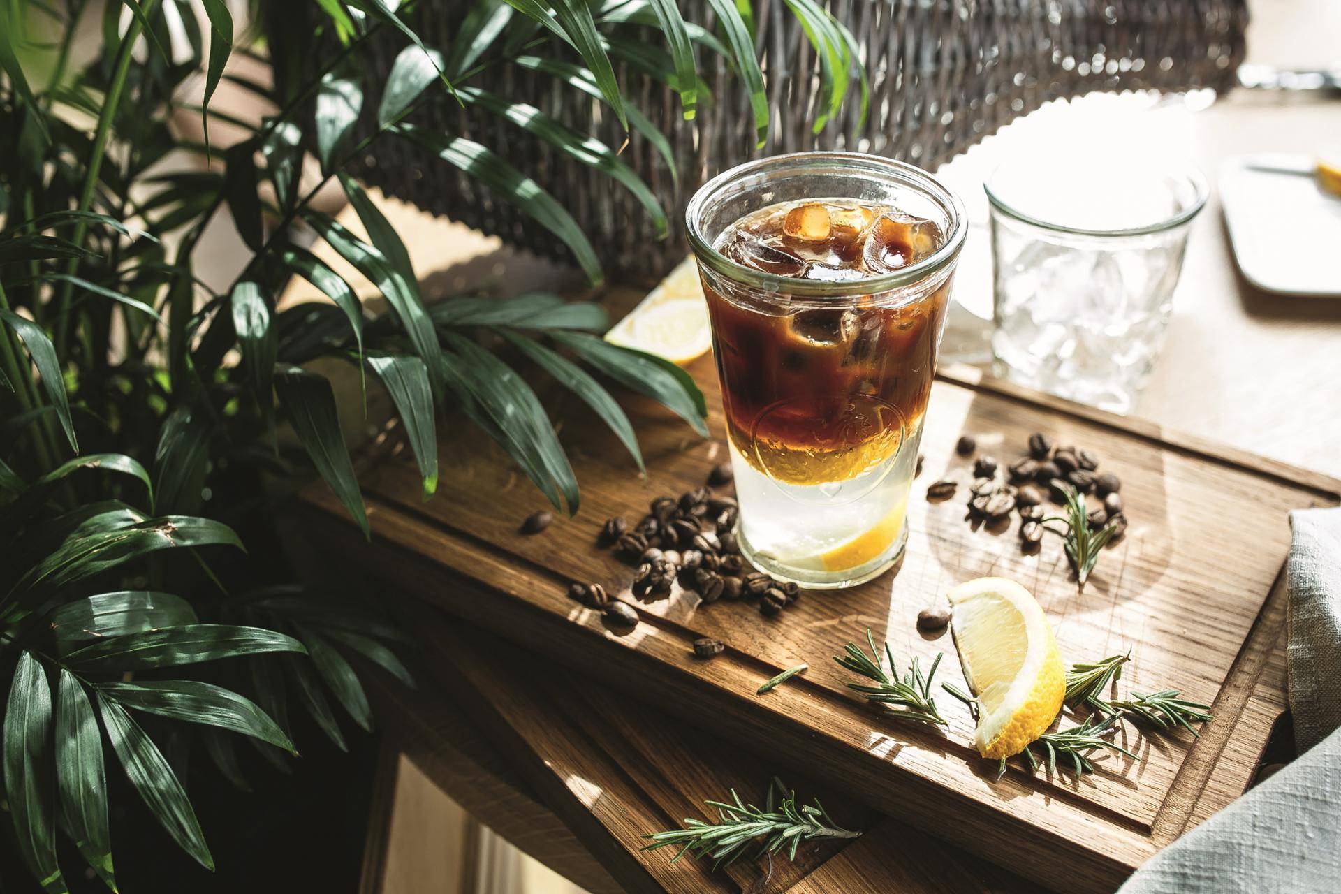 Espresso Tonic - Rezepte undefined | Krups