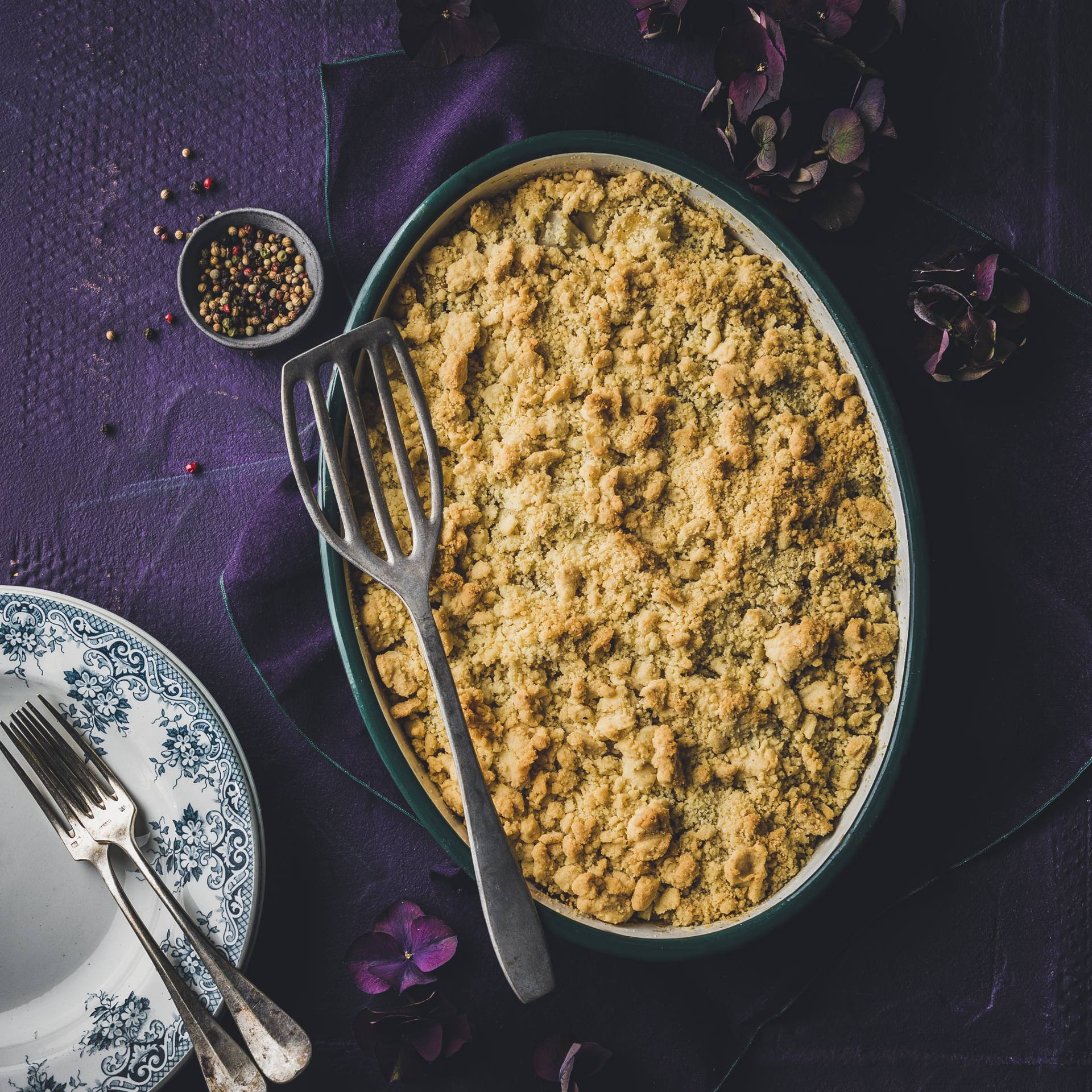 Pikanter Steckrübencrumble mit Haselnüssen - Rezepte Prep & Cook | Krups