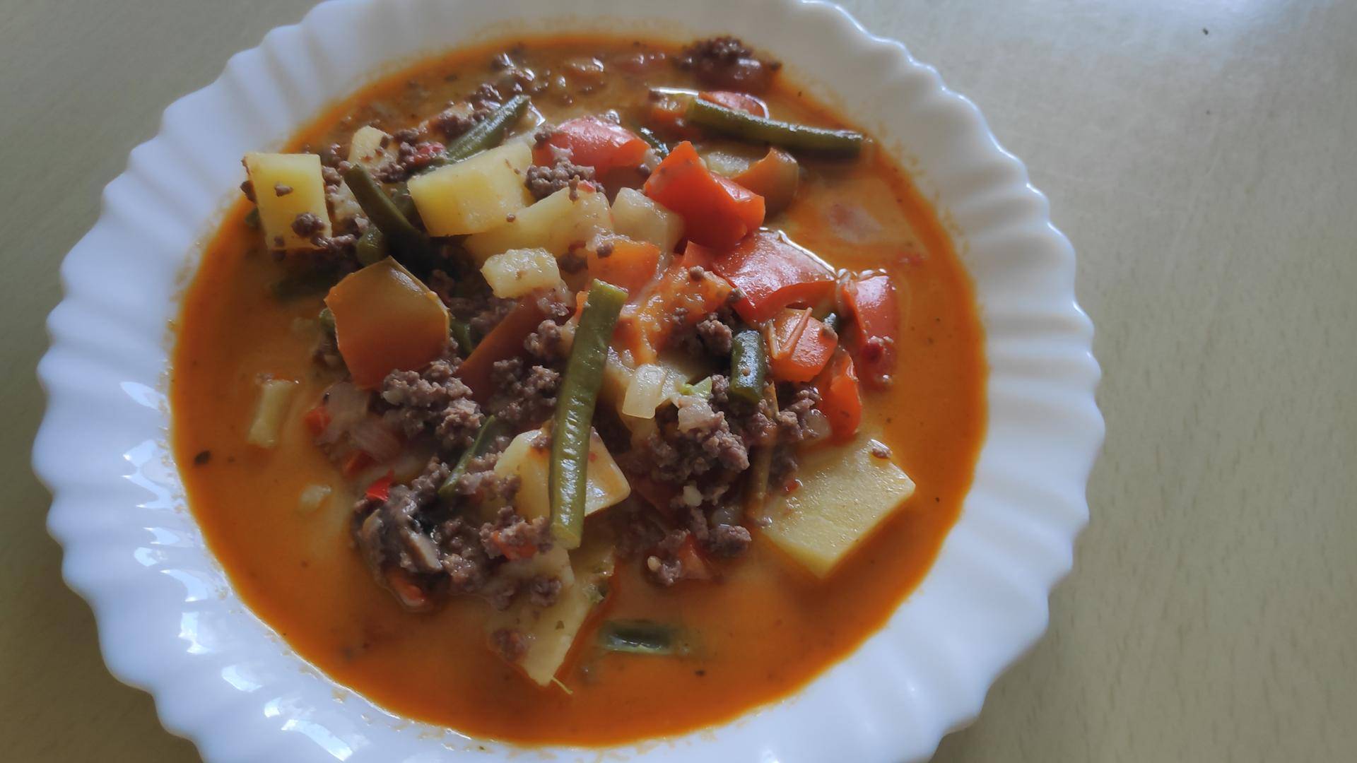 Feurige Rinder Hack Suppe - Rezepte Cookeo | Krups