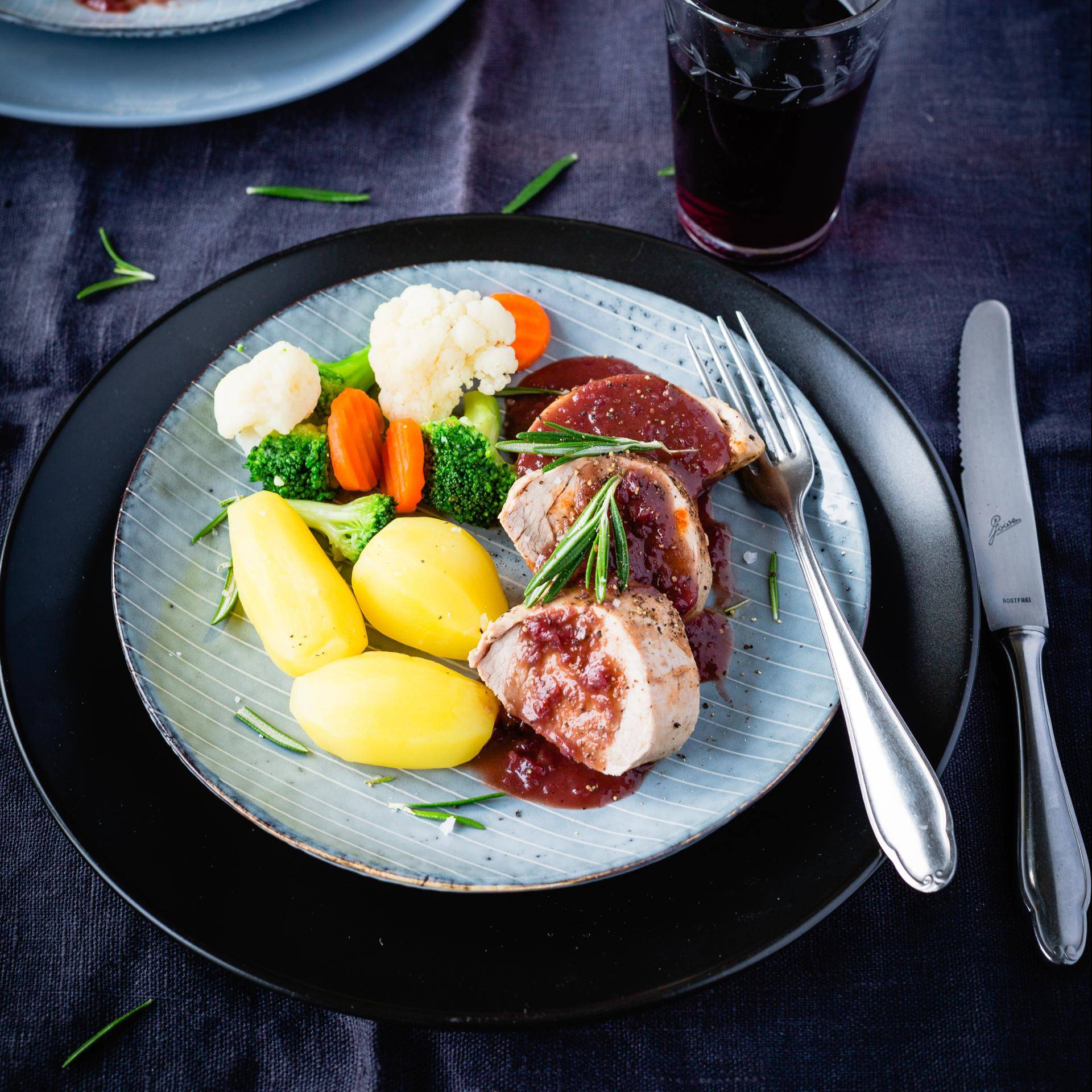 Schweinefilet mit Rotweinsauce und Kartoffeln - Rezepte Prep & Cook | Krups