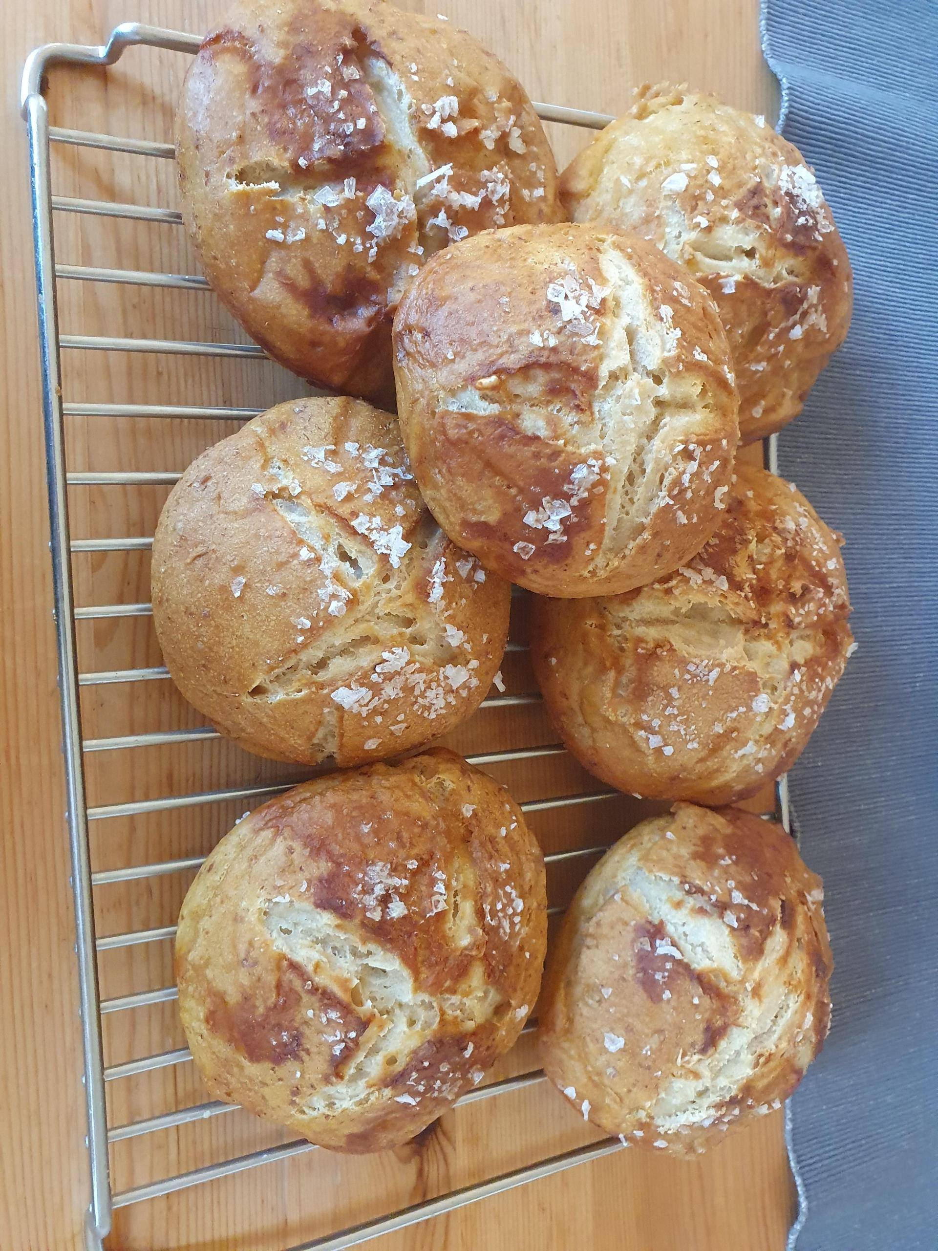 Laugenbrötchen - Rezepte Prep & Cook | Krups