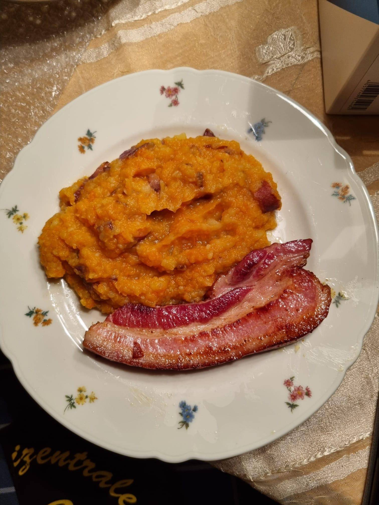 Möhrenstampf mit Mettenden - Rezepte Cookeo | Krups