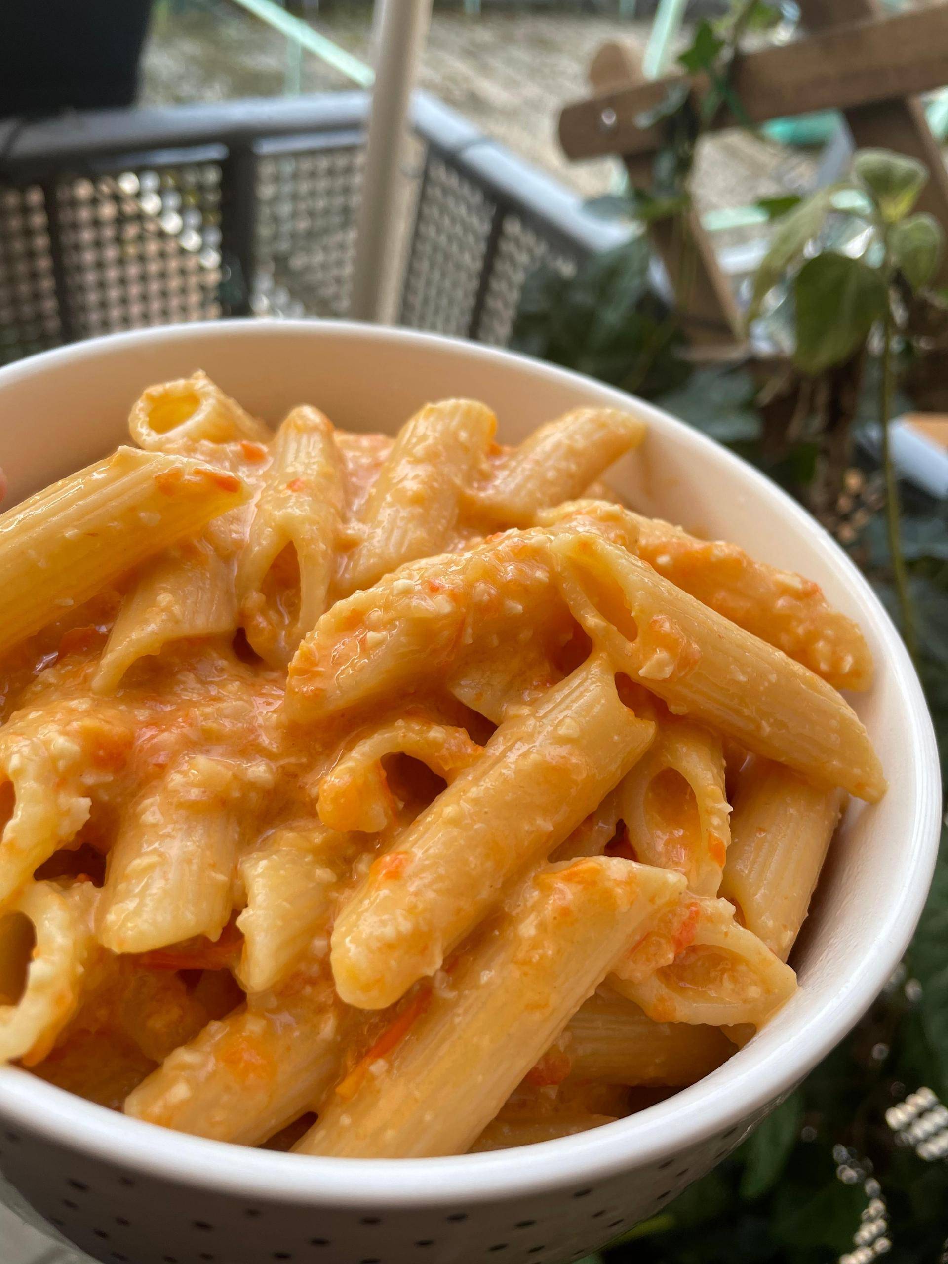 Cremige Roasted Paprika Soße - Rezepte Prep & Cook | Krups