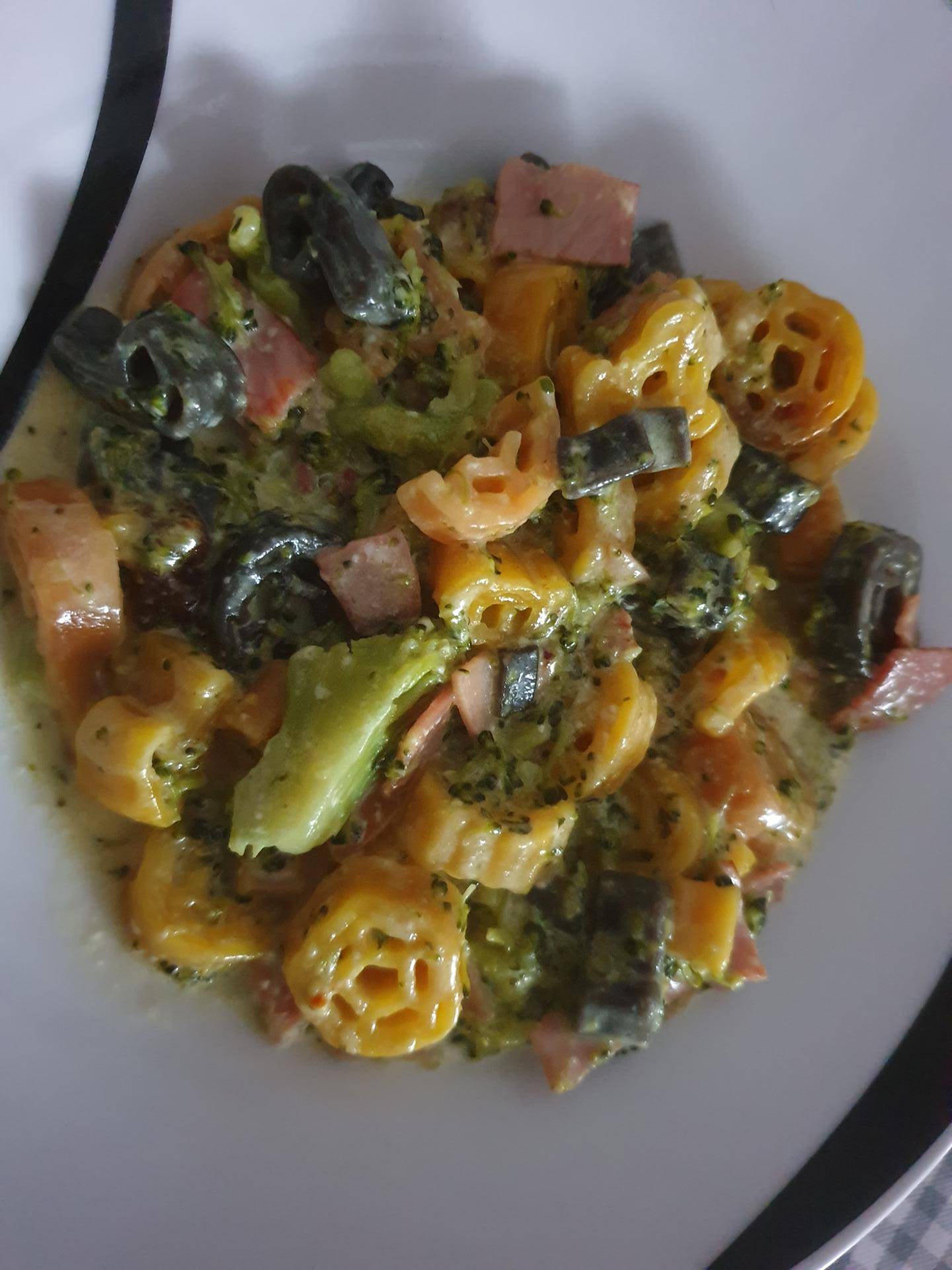 OnePot-Pasta mit Broccoli und Kochschinken - Rezepte Cookeo | Krups