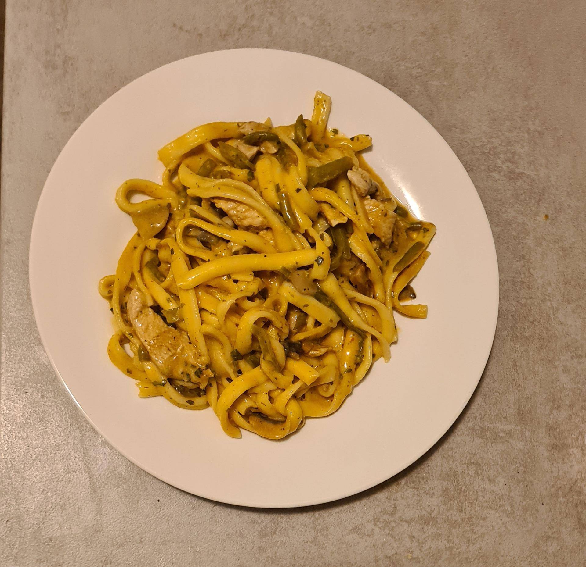 One Pot Geschnetzeltes mit Spätzle - Rezepte Cookeo | Krups