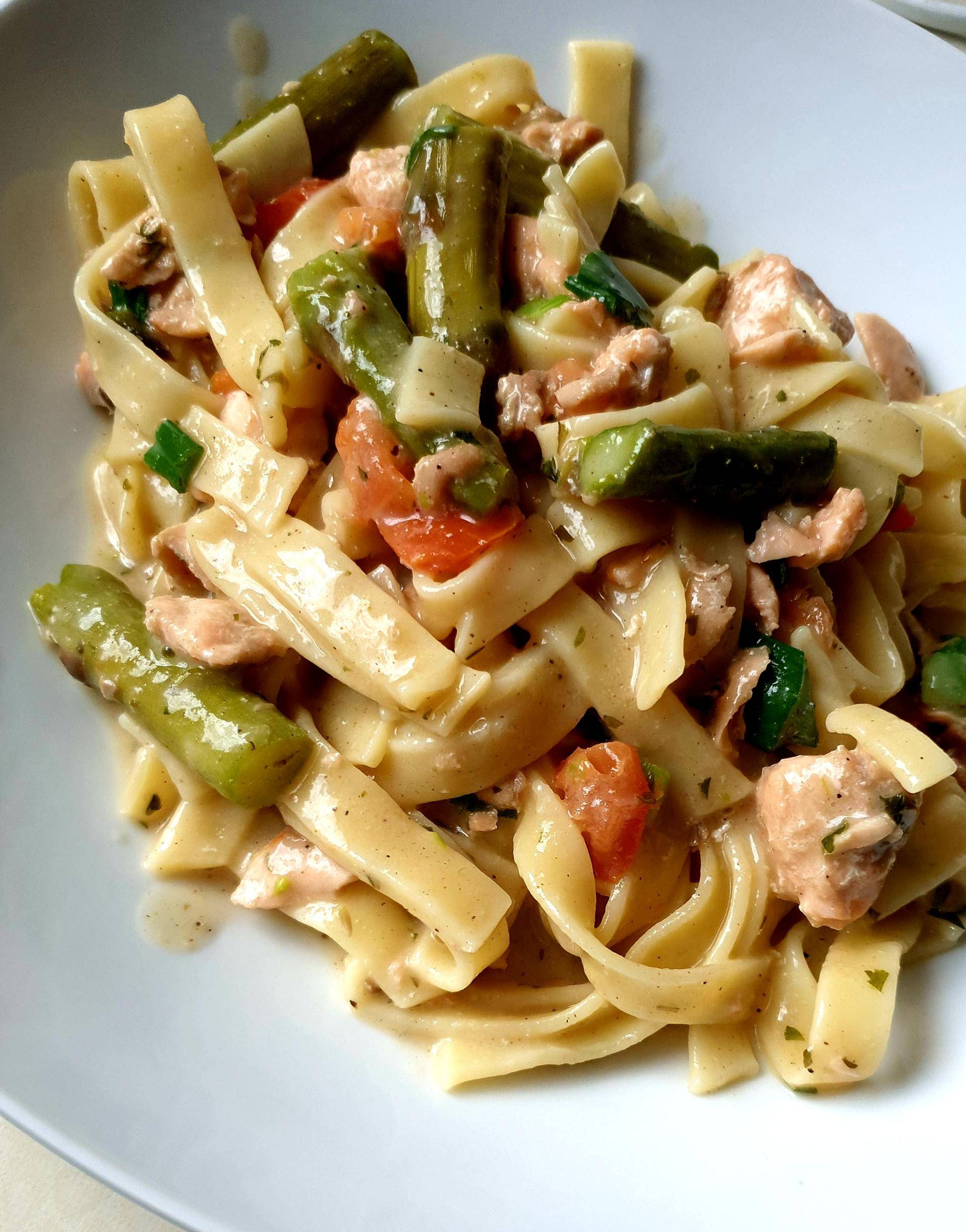 Spargel Lachshsnudeln - Rezepte Cookeo | Krups