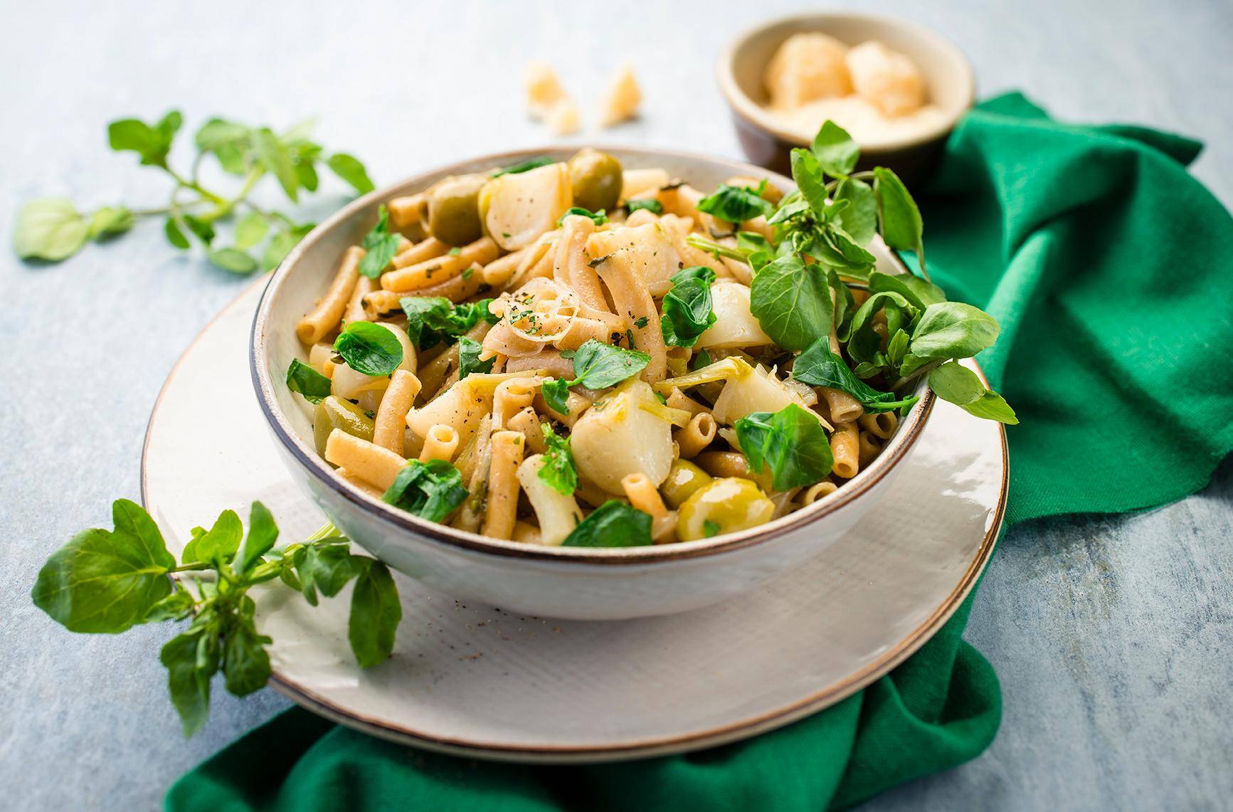 Pasta mit Brunnenkresse & grünen Oliven - Rezepte Cookeo | Krups