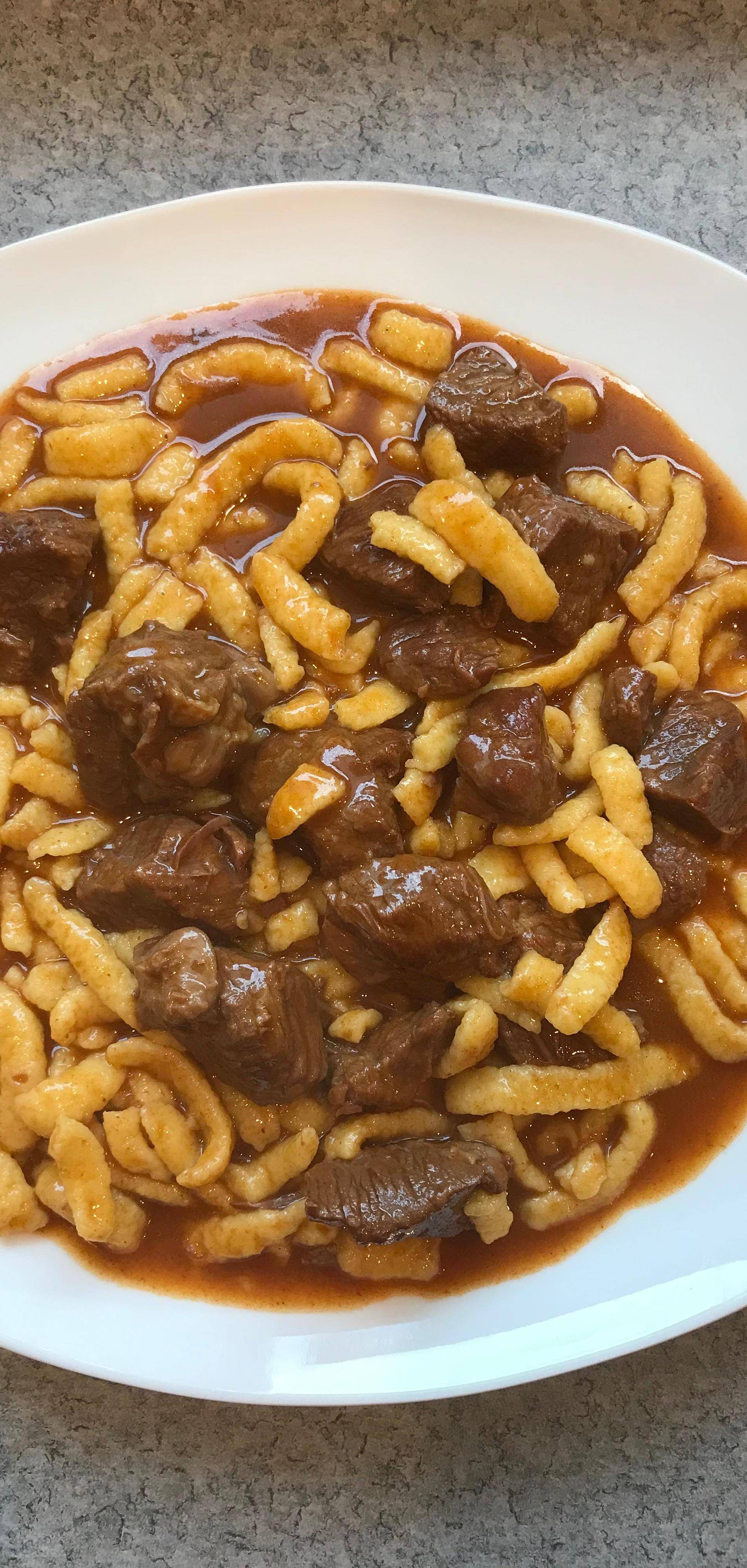 Gulasch mit Spätzle - Rezepte Cookeo | Krups
