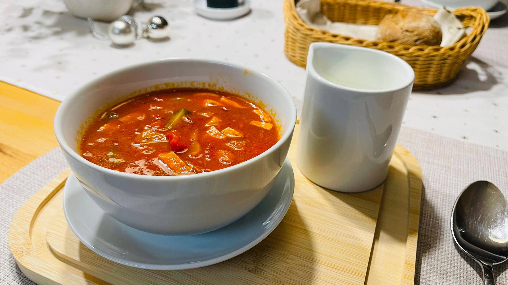 Elke‘s Soljanka - Rezepte Cookeo | Krups