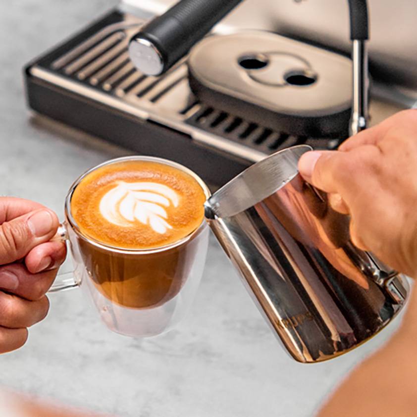 Coffee Crush Experience und Milchkännchen